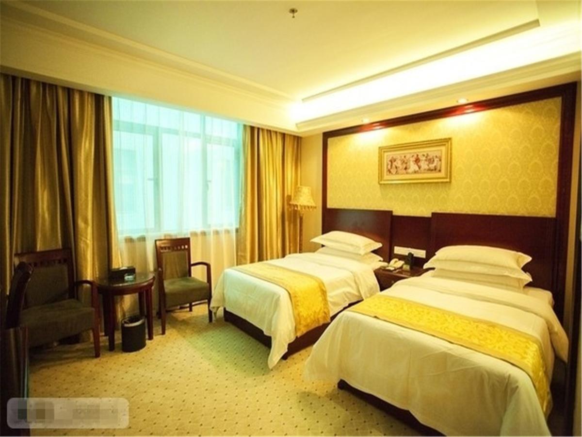 Vienna Hotel Guangzhou Airport Exterior photo