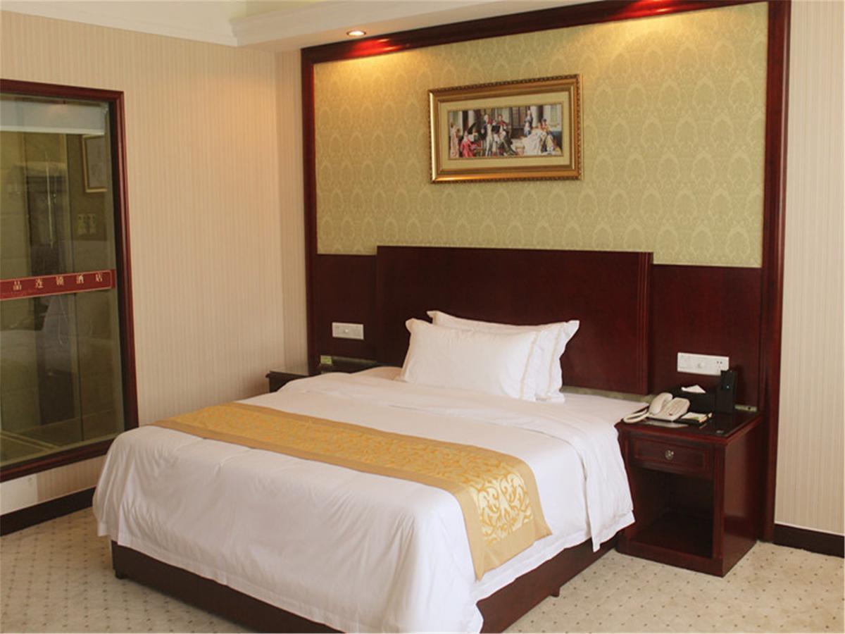 Vienna Hotel Guangzhou Airport Exterior photo