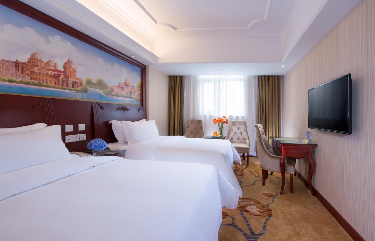 Vienna Hotel Guangzhou Airport Exterior photo